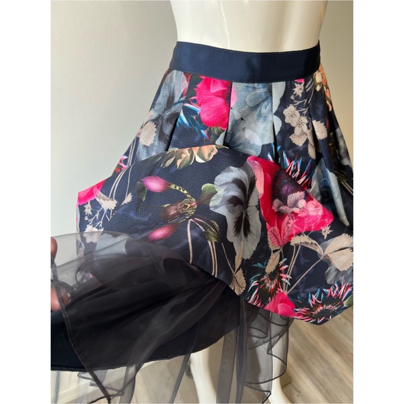 TED BAKER LONDON All Over Blue Floral Skirt - Picture 6 of 9